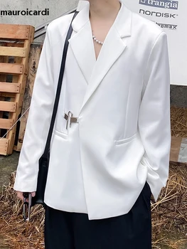 Mauroicardi Autumn Loose Casual White Black Blazers Куртка для мужчин Metal Lock Мужская роскошная дизайнерская одежда Корейская мода 2023